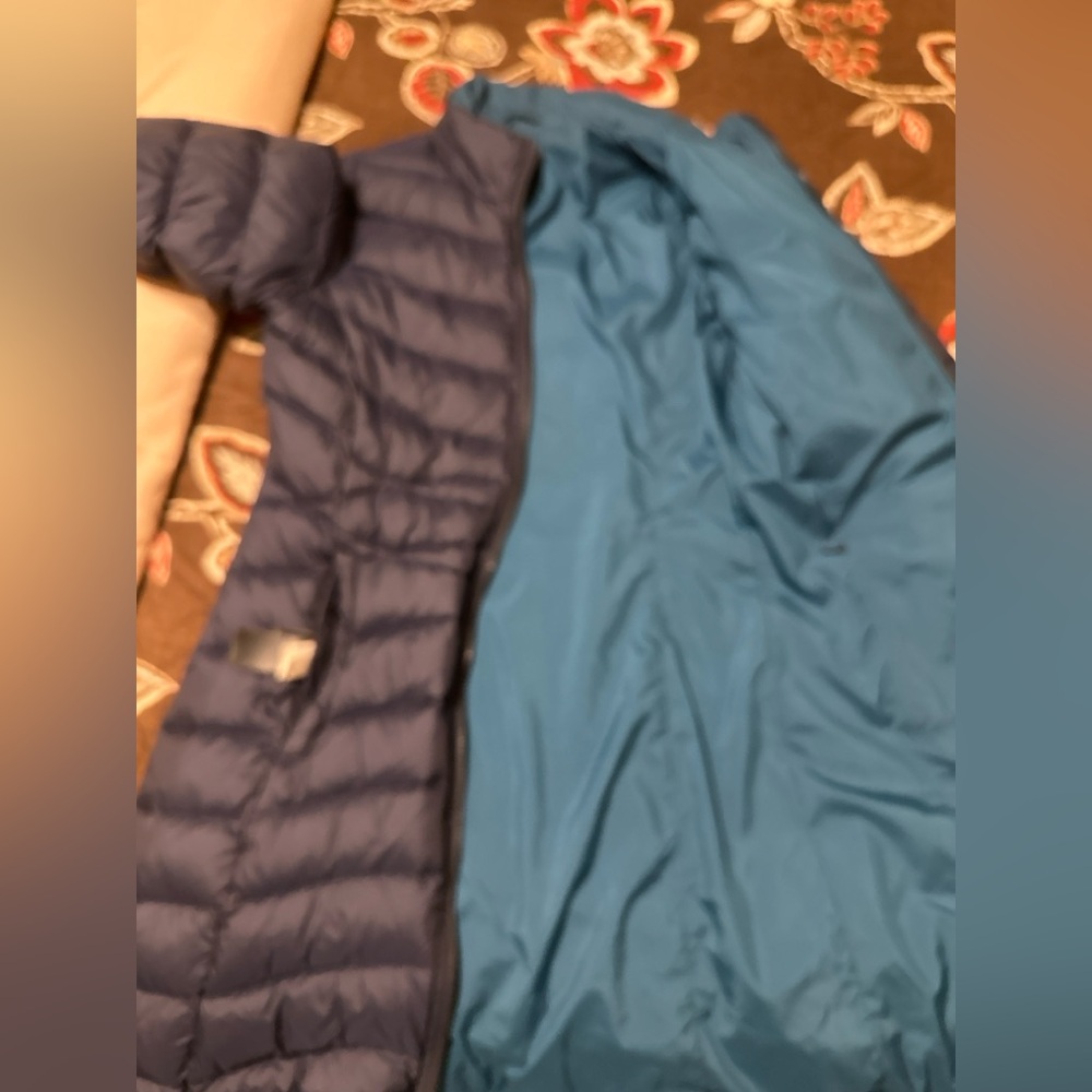 The North Face Women’s Reversible Long Puffer Jacket Navy Blue & Teal size M